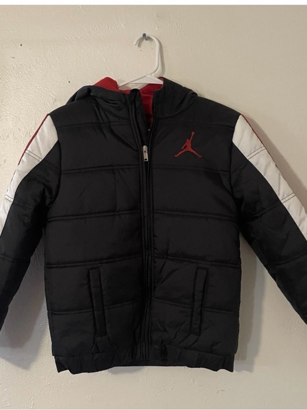 Nike Jordan Jumpman Youth Puffer Jacket Black Red White Size L